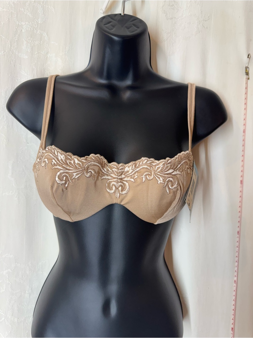 Vintage Natori Embroidered Bra